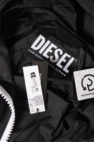 Γυναικείο μπουφάν Diesel, Μέγεθος S, Χρώμα Μαύρο, Τιμή 104,13 €
