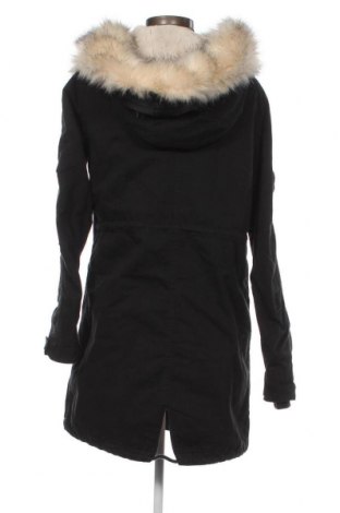 Γυναικείο μπουφάν ONLY, Μέγεθος S, Χρώμα Μαύρο, Τιμή 34,24 €