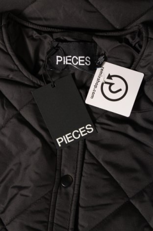 Дамско яке Pieces, Размер M, Цвят Черен, Цена 27,88 лв.