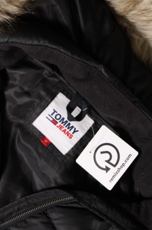 Γυναικείο μπουφάν Tommy Jeans, Μέγεθος M, Χρώμα Μαύρο, Τιμή 182,99 €