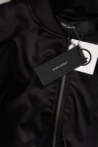 Dámska bunda  Vero Moda, Veľkosť L, Farba Čierna, Cena  19,44 €