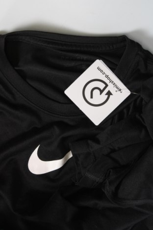 Dětské tričko  Nike, Velikost 10-11y/ 146-152 cm, Barva Černá, Cena  495,00 Kč