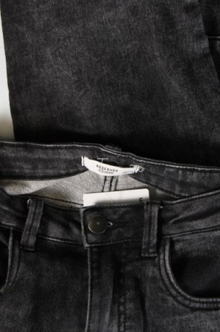 Dziecięce jeansy Reserved, Rozmiar 12-13y/ 158-164 cm, Kolor Szary, Cena 16,99 zł