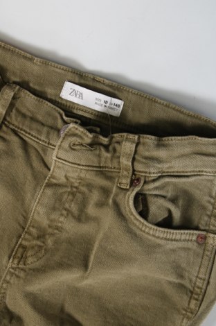 Kinderjeans Zara, Größe 9-10y/ 140-146 cm, Farbe Grün, Preis 6,62 €