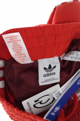 Detské krátke nohavice  Adidas Originals, Veľkosť 3-4y/ 104-110 cm, Farba Červená, Cena  22,99 €