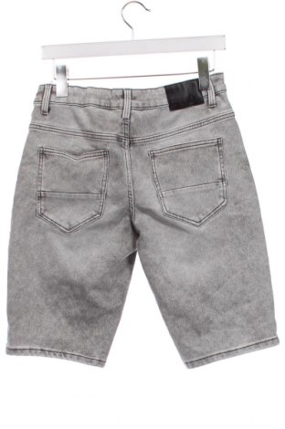 Detské krátke nohavice  C&A, Veľkosť 15-18y/ 170-176 cm, Farba Sivá, Cena  7,94 €