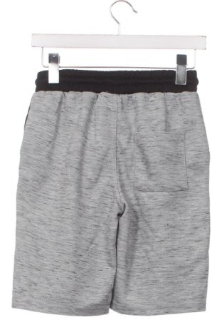 Детски къс панталон Cubus, Размер 12-13y/ 158-164 см, Цвят Сив, Цена 14,00 лв.