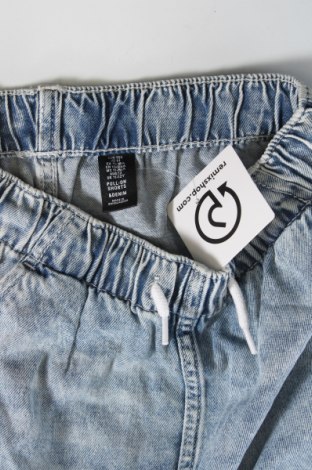 Детски къс панталон H&M, Размер 11-12y/ 152-158 см, Цвят Син, Цена 14,00 лв.