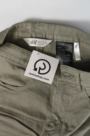 Pantaloni scurți pentru copii H&M, Mărime 11-12y/ 152-158 cm, Culoare Verde, Preț 46,05 Lei
