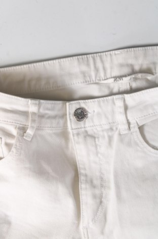Detské krátke nohavice  H&M, Veľkosť 13-14y/ 164-168 cm, Farba Biela, Cena  7,12 €