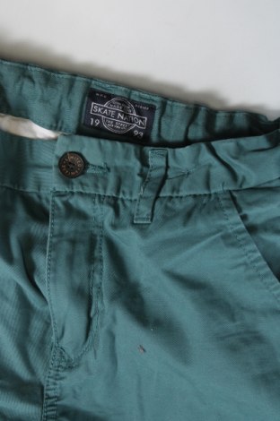 Παιδικό κοντό παντελόνι Here+There, Μέγεθος 11-12y/ 152-158 εκ., Χρώμα Πράσινο, Τιμή 7,22 €