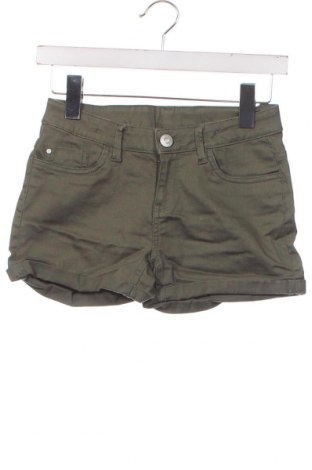 Pantaloni scurți pentru copii Here+There, Mărime 10-11y/ 146-152 cm, Culoare Verde, Preț 20,72 Lei