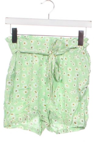 Kinder Shorts Wow, Größe 11-12y/ 152-158 cm, Farbe Grün, Preis 4,09 €