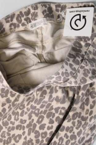 Детски панталон H&M, Размер 13-14y/ 164-168 см, Цвят Многоцветен, Цена 21,00 лв.