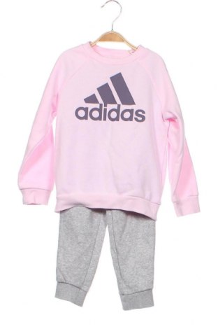 Детски спортен комплект Adidas, Размер 3-4y/ 104-110 см, Цвят Многоцветен, Цена 129,00 лв.