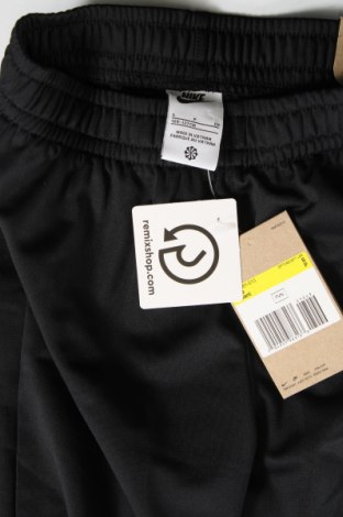 Pantaloni de trening, pentru copii Nike, Mărime 7-8y/ 128-134 cm, Culoare Negru, Preț 128,95 Lei