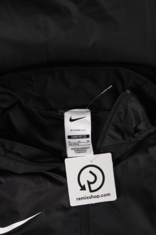 Детско спортно яке Nike, Размер 13-14y/ 164-168 см, Цвят Черен, Цена 182,00 лв.