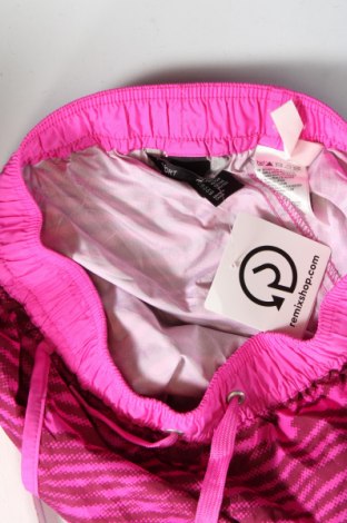 Dětské krátké kalhoty  H&M Sport, Velikost 10-11y/ 146-152 cm, Barva Růžová, Cena  207,00 Kč