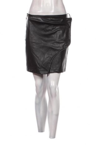 Kožená sukňa , Veľkosť M, Farba Čierna, Cena  3,71 €