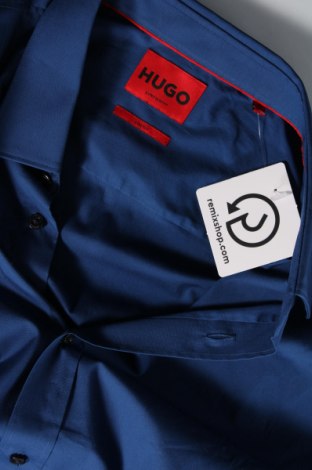 Мъжка риза Hugo Boss, Размер M, Цвят Син, Цена 137,31 лв.