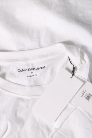 Tricou de bărbați Calvin Klein Jeans, Mărime M, Culoare Alb, Preț 223,68 Lei