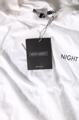 Мъжка тениска NIGHT ADDICT, Размер M, Цвят Бял, Цена 29,00 лв.