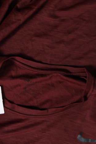 Pánské tričko  Nike, Velikost XXL, Barva Červená, Cena  319,00 Kč