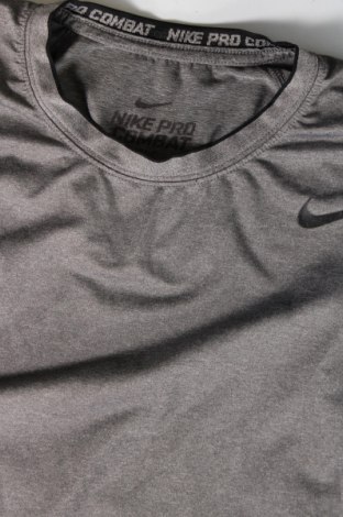 Férfi póló Nike, Méret XL, Szín Szürke, Ár 5 074 Ft