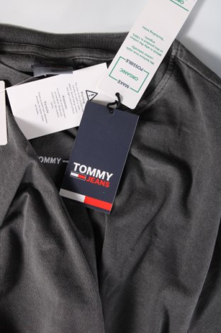 Мъжка тениска Tommy Jeans, Размер M, Цвят Син, Цена 68,00 лв.