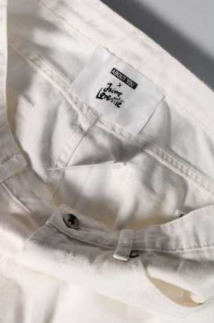 Herren Jeans About You, Größe M, Farbe Weiß, Preis 11,41 €