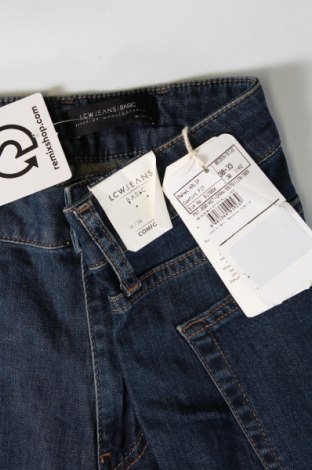 Męskie jeansy LC Waikiki, Rozmiar XL, Kolor Niebieski, Cena 127,94 zł