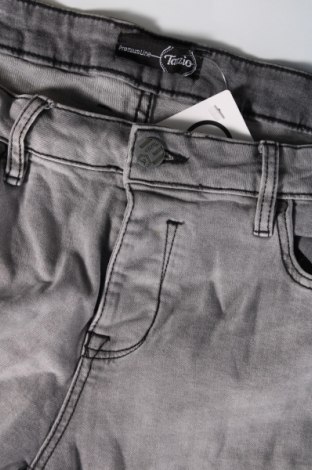 Herren Jeans Tazzio, Größe XL, Farbe Grau, Preis € 20,18