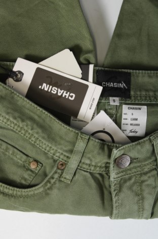 Pantaloni scurți de bărbați Chasin', Mărime S, Culoare Verde, Preț 143,09 Lei