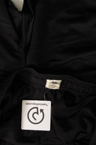 Мъжки къс панталон H&M Sport, Размер M, Цвят Черен, Цена 19,00 лв.