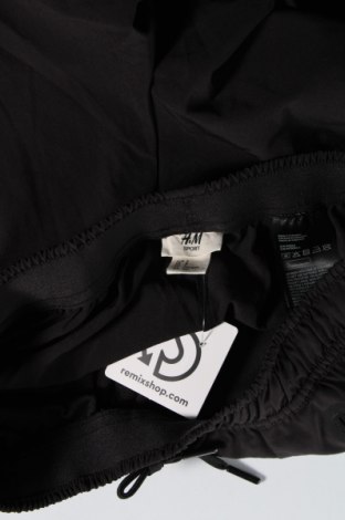 Мъжки къс панталон H&M Sport, Размер S, Цвят Черен, Цена 13,50 лв.