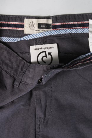 Pantaloni scurți de bărbați House, Mărime S, Culoare Gri, Preț 32,53 Lei
