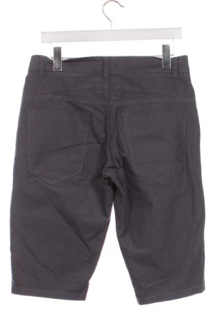 Pantaloni scurți de bărbați House, Mărime S, Culoare Gri, Preț 32,53 Lei