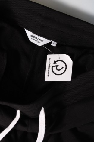 Ανδρικό κοντό παντελόνι Jack & Jones, Μέγεθος L, Χρώμα Μαύρο, Τιμή 27,84 €