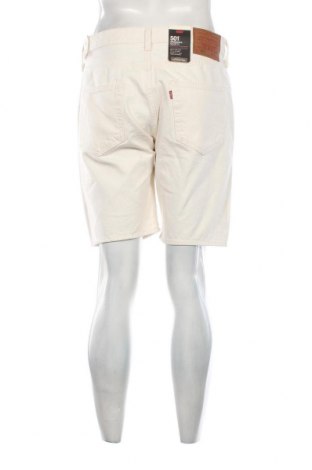 Мъжки къс панталон Levi's, Размер L, Цвят Бял, Цена 61,20 лв.
