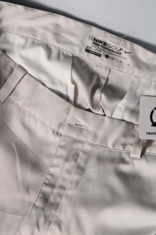 Мъжки къс панталон Nike Golf, Размер M, Цвят Бежов, Цена 24,00 лв.