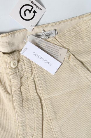 Pantaloni scurți de bărbați Outerknown, Mărime M, Culoare Bej, Preț 148,03 Lei