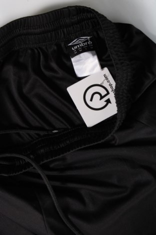 Мъжки къс панталон Umbro, Размер M, Цвят Черен, Цена 20,00 лв.