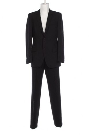 Мъжки костюм Hugo Boss, Размер M, Цвят Черен, Цена 258,00 лв.