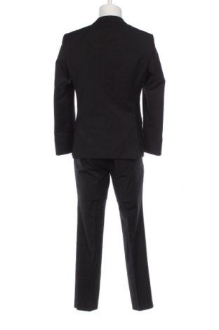 Мъжки костюм Hugo Boss, Размер M, Цвят Черен, Цена 619,00 лв.