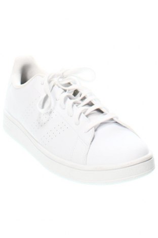 Мъжки обувки Adidas, Размер 47, Цвят Бял, Цена 151,34 лв.