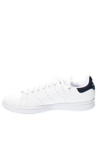 Мъжки обувки Adidas Originals, Размер 39, Цвят Бял, Цена 190,00 лв.