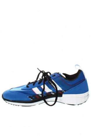 Férfi cipők
 Adidas Originals, Méret 42, Szín Kék, Ár 28 932 Ft