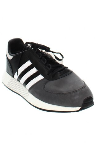 Мъжки обувки Adidas Originals, Размер 46, Цвят Многоцветен, Цена 104,50 лв.
