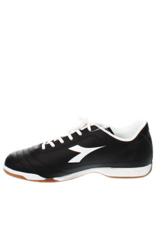 Мъжки обувки Diadora, Размер 44, Цвят Черен, Цена 111,09 лв.