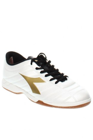 Мъжки обувки Diadora, Размер 44, Цвят Бял, Цена 99,82 лв.